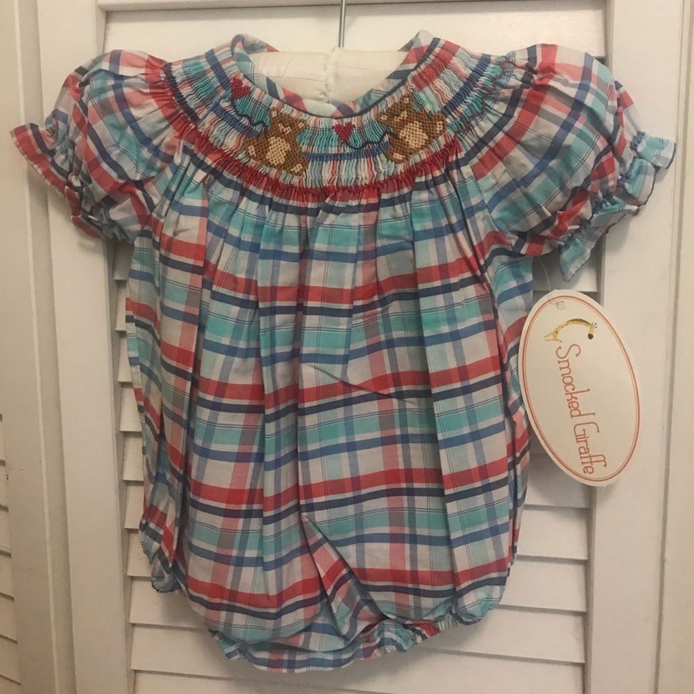 NWT Smocked Giraffe Teddy & Heart Bubble